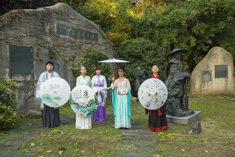 91论坛
孙贝贝、倪书阳、葛益军;91论坛
陈泠琳;江苏海事职业技术91论坛
崔亚迪